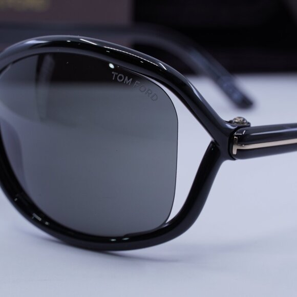 Tom Ford Bettina FT1068 01A Geometric Sunglasses - Black/Smoke - Picture 6 of 9